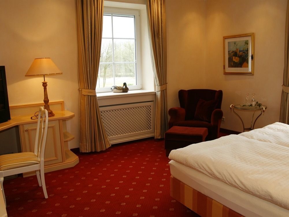 เอนเทนทูร์ม-โฮเทล อุนด์ อีเวนท์โลเคชั่น Hotel ชไตน์ฮาเกน ภายนอก รูปภาพ