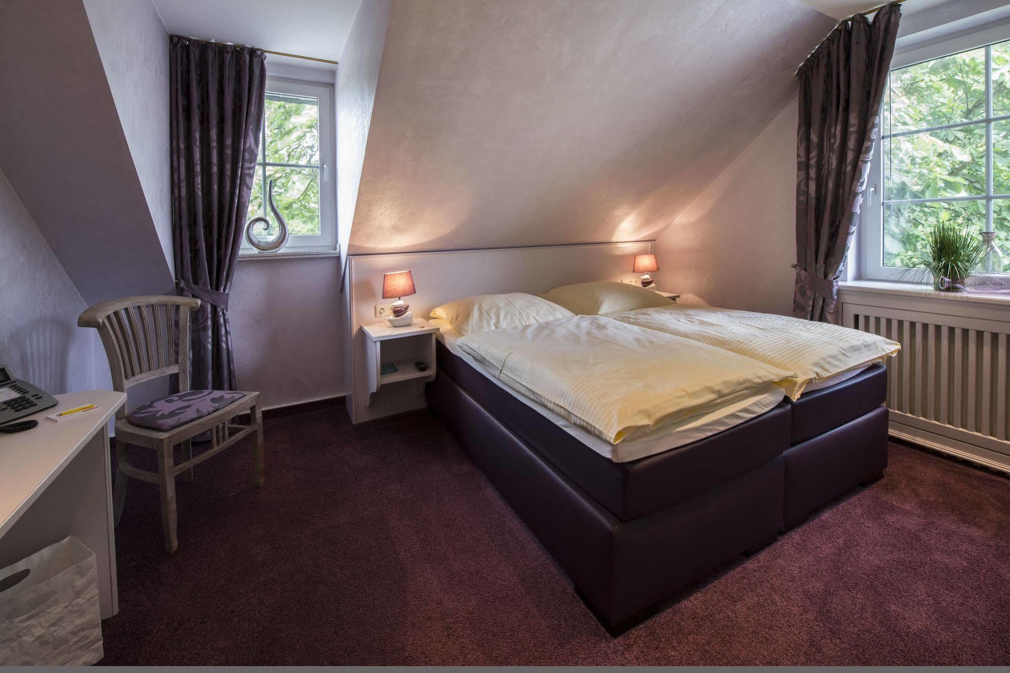 เอนเทนทูร์ม-โฮเทล อุนด์ อีเวนท์โลเคชั่น Hotel ชไตน์ฮาเกน ภายนอก รูปภาพ